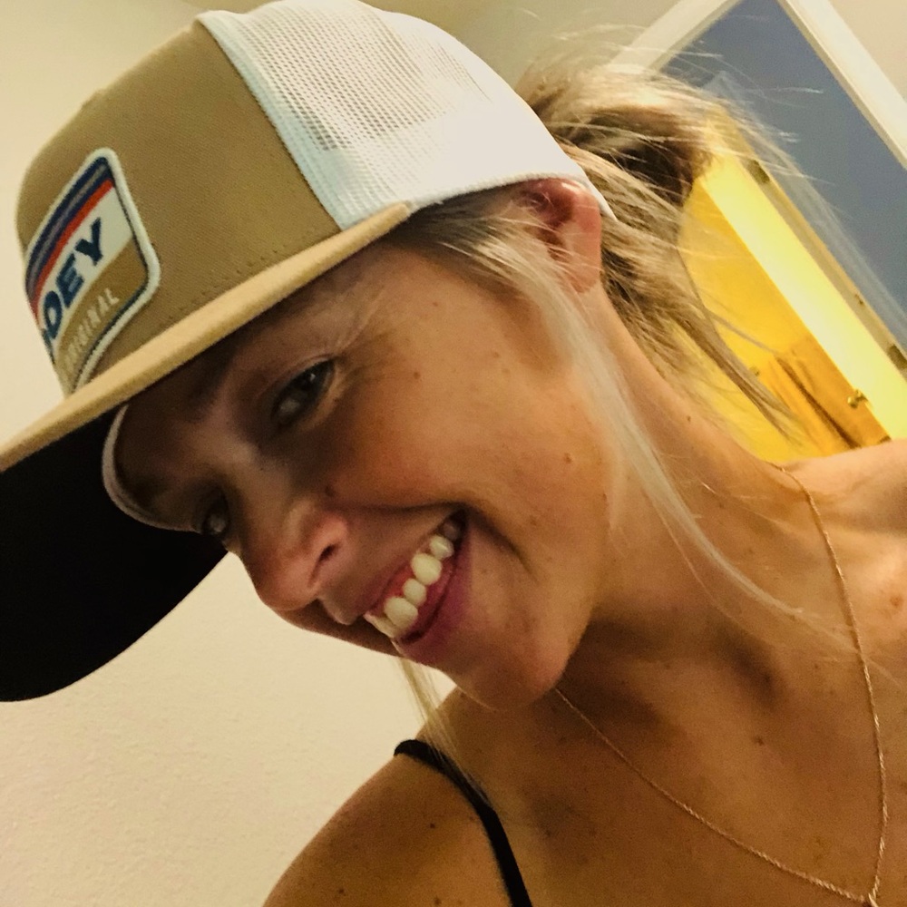 Meet your Posher, Angela